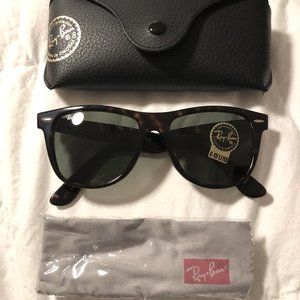 Ray-Ban Original Wayfarer Classic Sunglasses in Tortoise Green Classic - NWOT